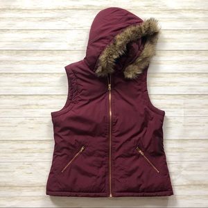 Maroon Gap Fur Vest🌺